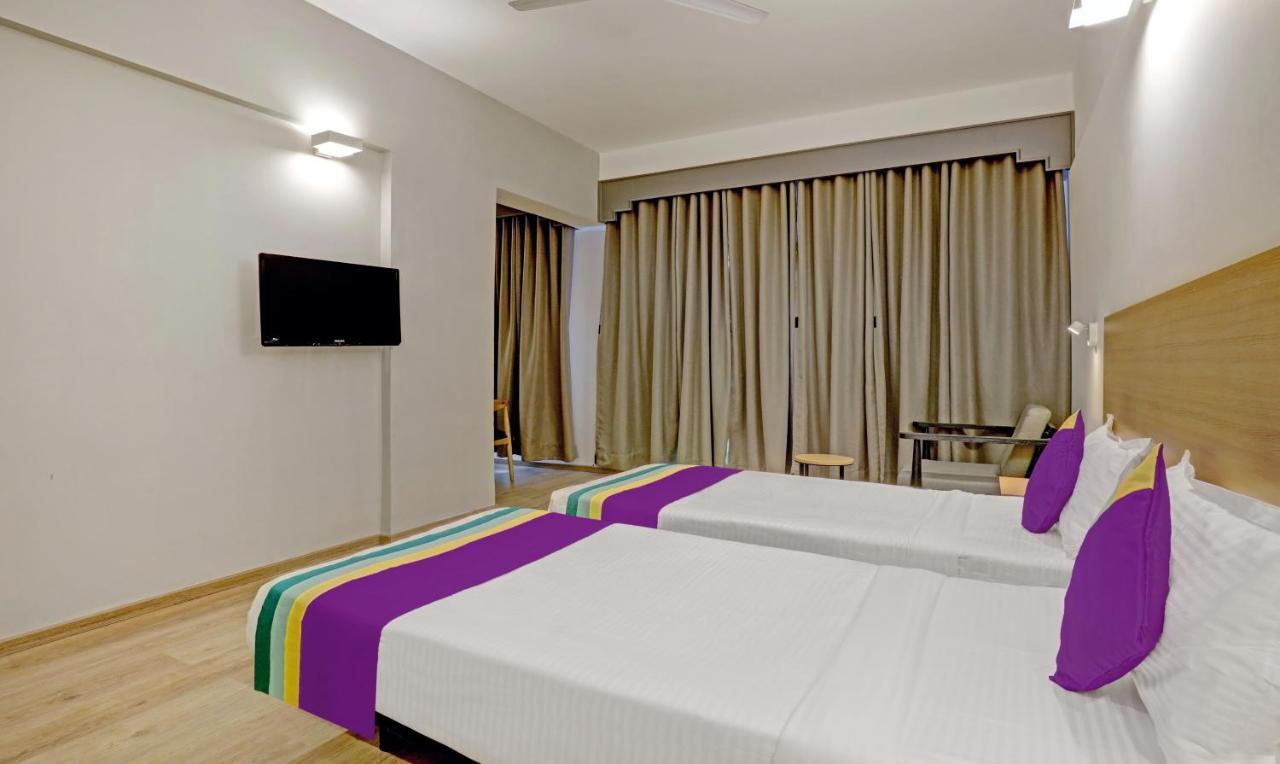 Itsy By Treebo - Vashistha Hotell Hyderabad Eksteriør bilde