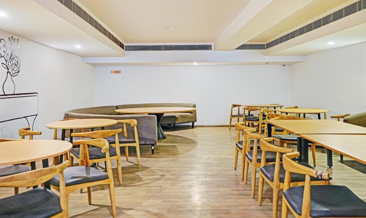 Itsy By Treebo - Vashistha Hotell Hyderabad Eksteriør bilde